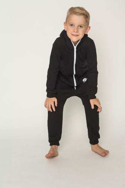 Sofa Killer juodas vaikiškas kombinezonas su juodais rankogaliais
