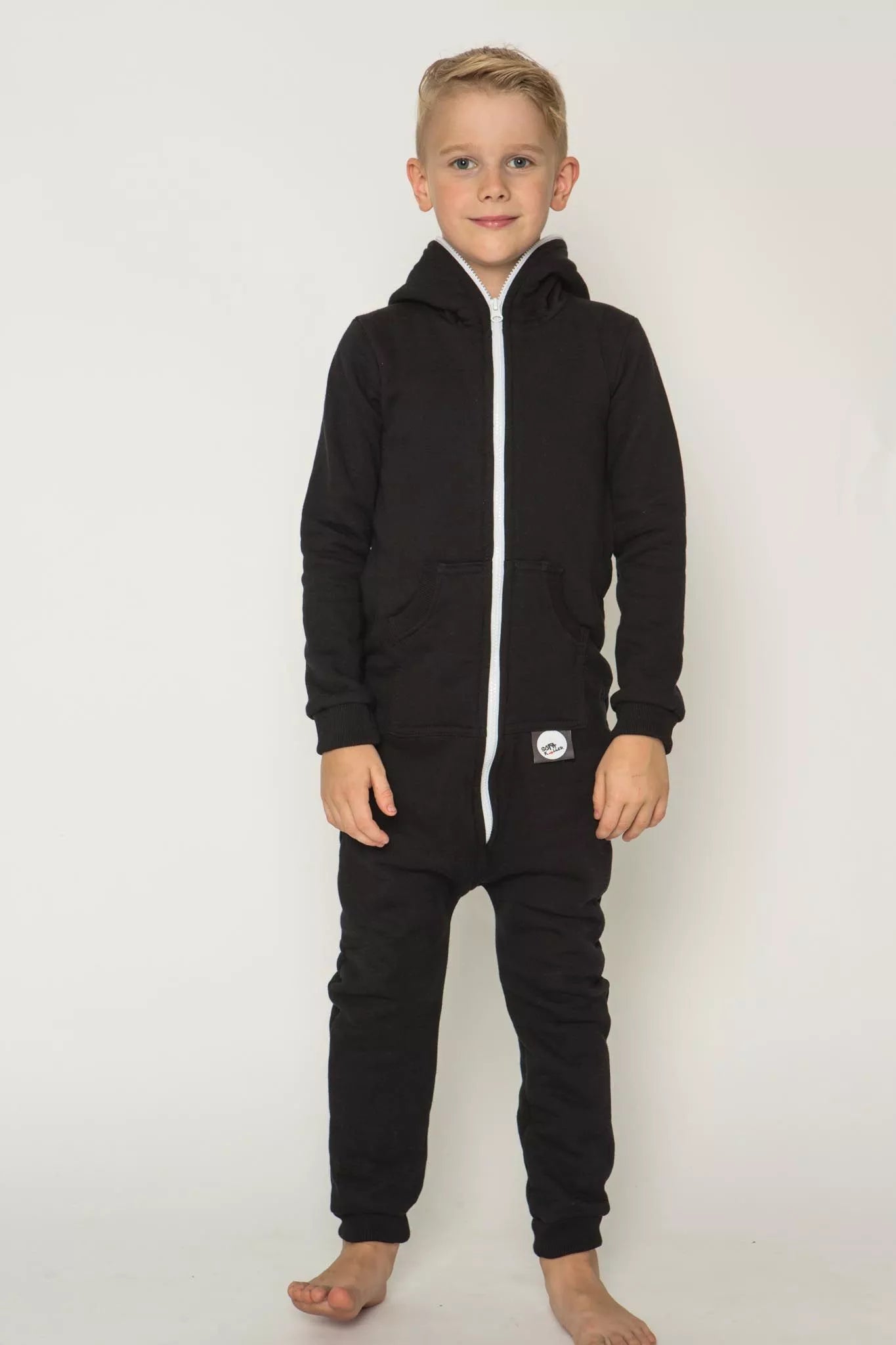 Sofa Killer juodas vaikiškas kombinezonas su juodais rankogaliais