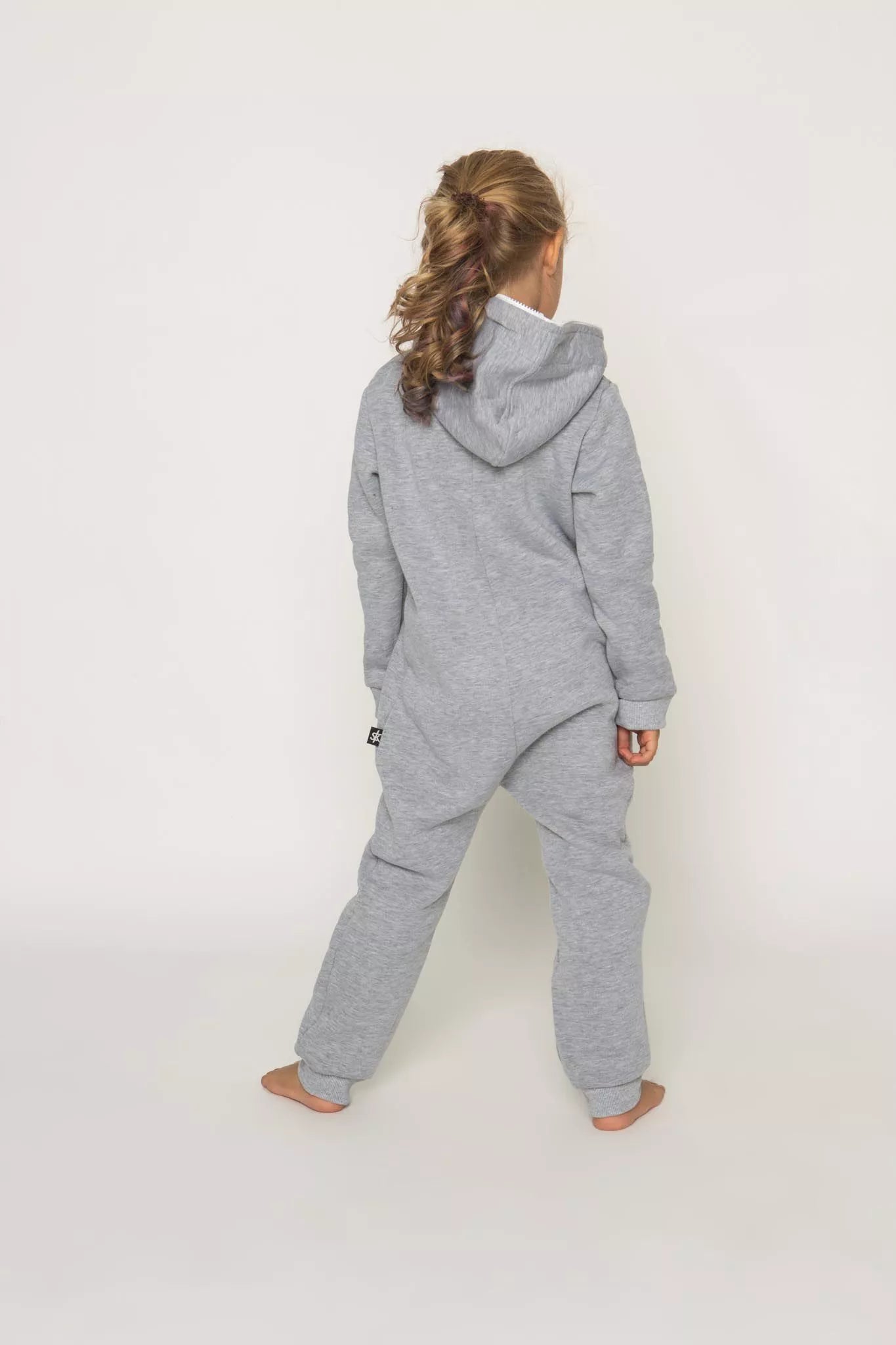 Sofa Killer šviesiai pilkas vaikiškas kombinezonas