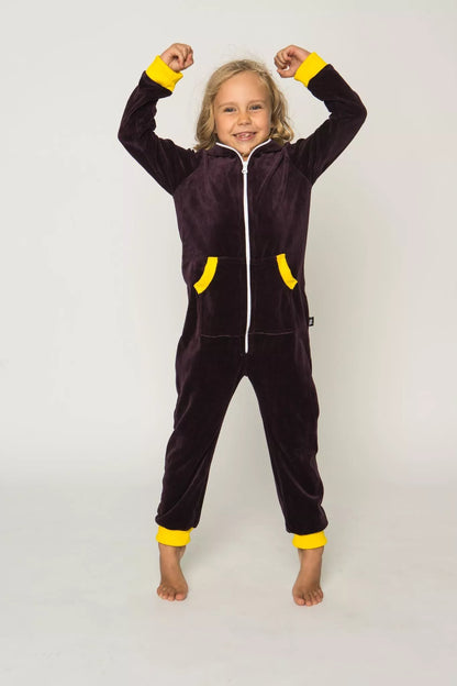 Sofa Killer baklažano spalvos vaikiškas veliūrinis kombinezonas
