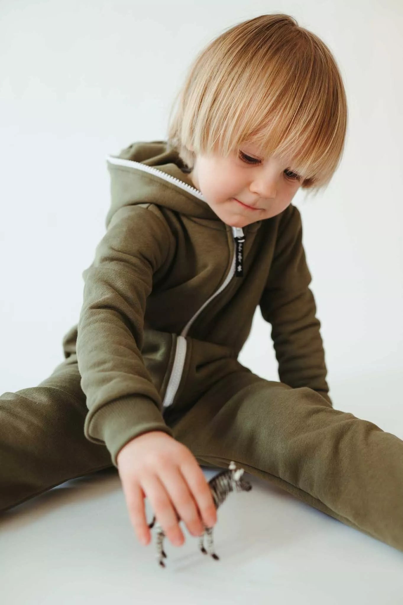 Sofa Killer  vaikiškas kombinezonas Olive